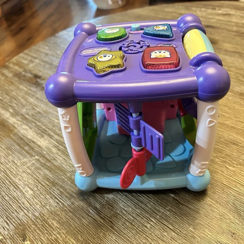 Vtech Busy Learners Activity Cube Educational Light Up Sound Toy Purple Works!‎